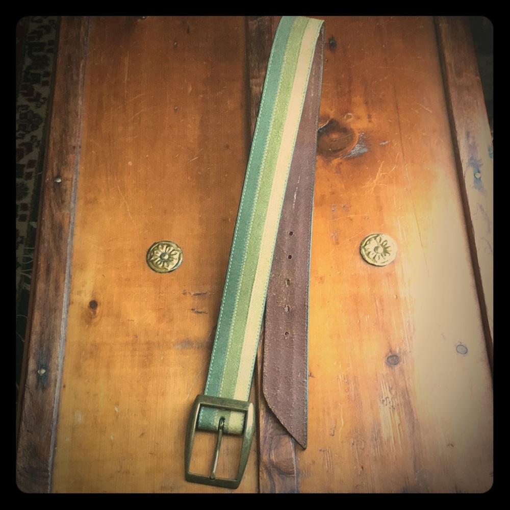 Vintage looking leather belt